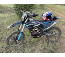 Мотоцикл кроссовый эндуро AVANTIS 250 CARB (PR250/172FMM-5 DESIGN HS ЧЕРНЫЙ) ARS с ПТС Б/У
